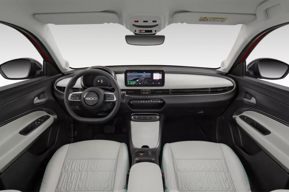 FIAT 600 1.2 Hybrid 136ch DCT6 _4