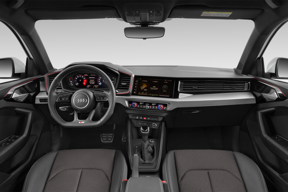 AUDI Audi A1 SportBack 30 TFSI 116 ch S tronic 7 Black Edition_3