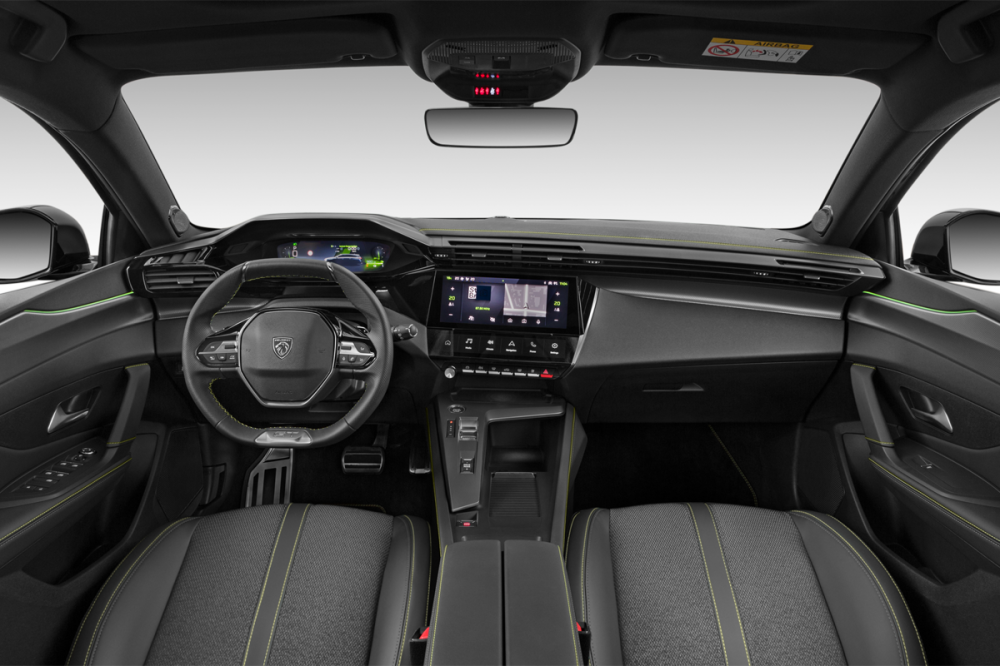 PEUGEOT 308 SW III Hybrid 145 e-DCS6 Allure_3