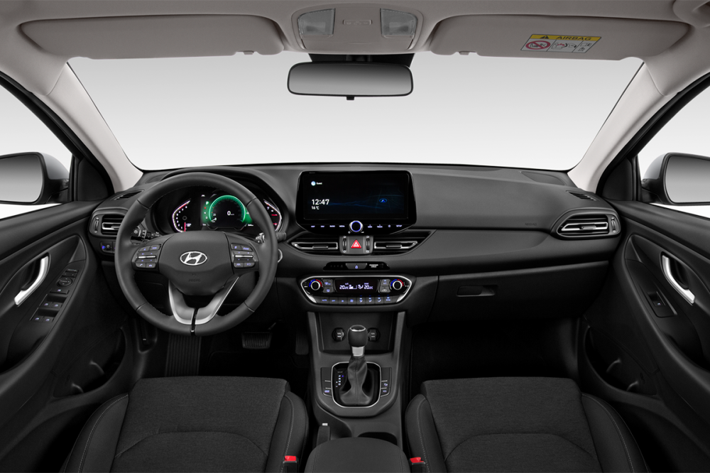 dashboard_hyundai_i30-iii_creative_Dark Knight